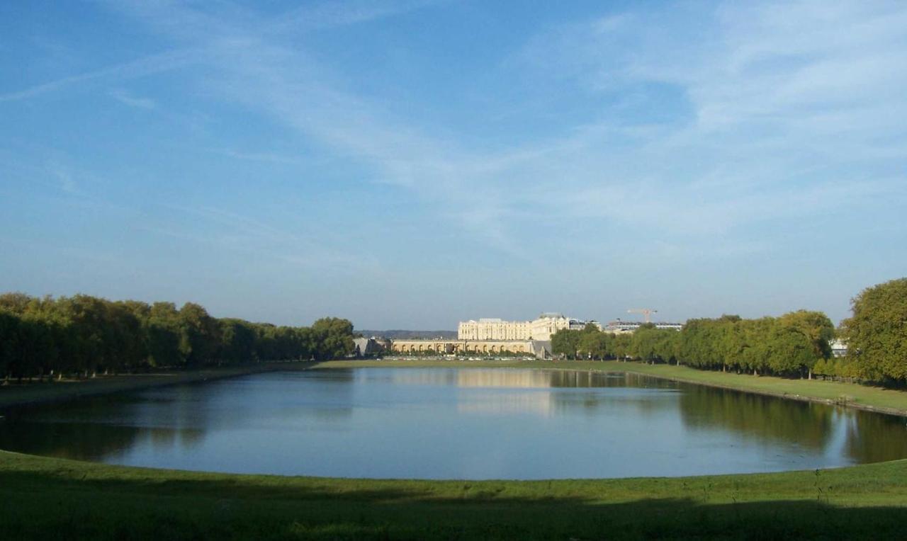 3 Pieces 4****, Au Coeur Du Quartier Historique Lägenhet Versailles Exteriör bild