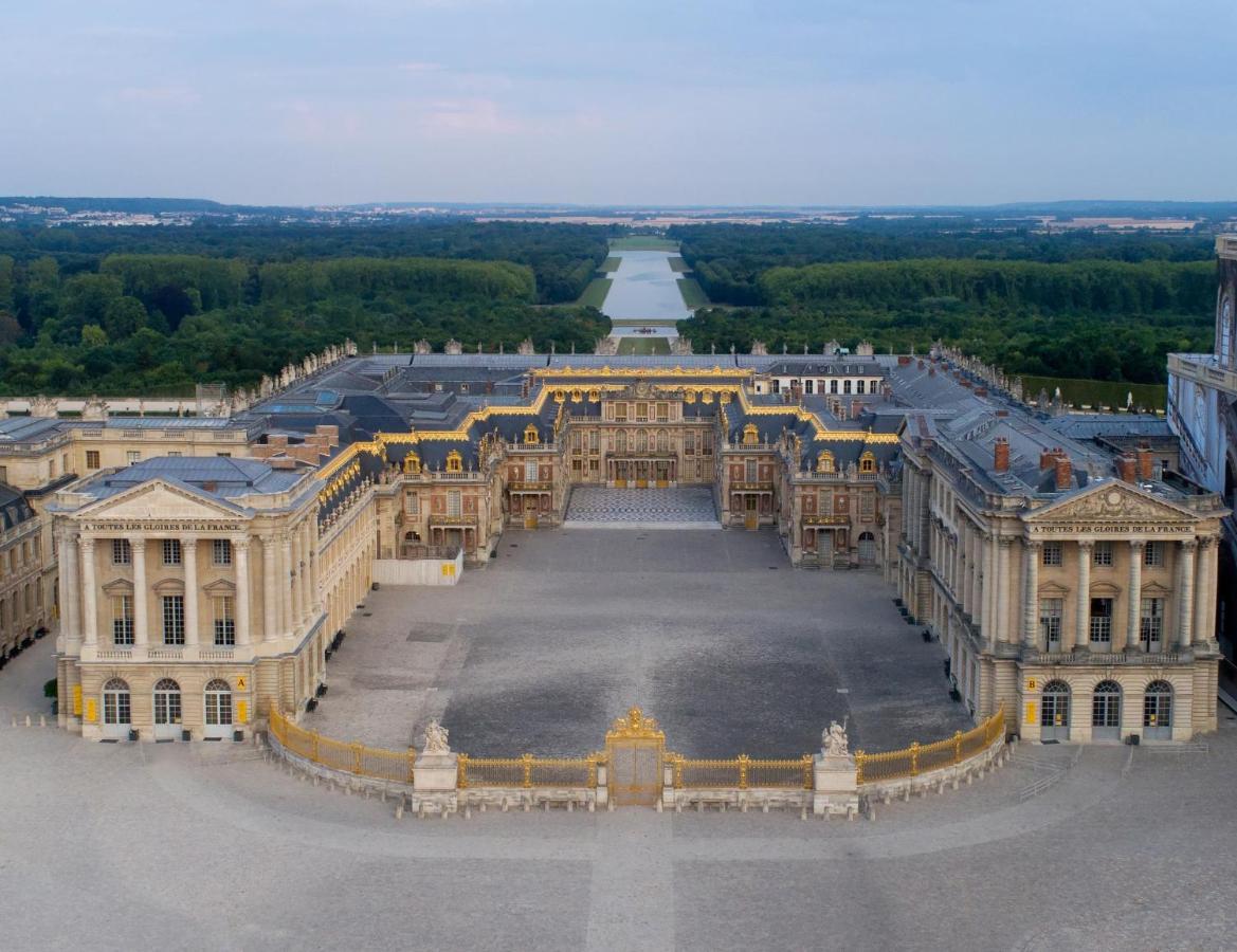 3 Pieces 4****, Au Coeur Du Quartier Historique Lägenhet Versailles Exteriör bild